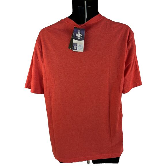 New Mens Captivating Wisconsin Badgers Graphic T-Shirt Size Medium NWT Red Soft - Picture 3 of 7